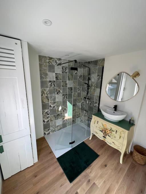 Location De Maison Au Fil De L O La Bouille Exteriér fotografie